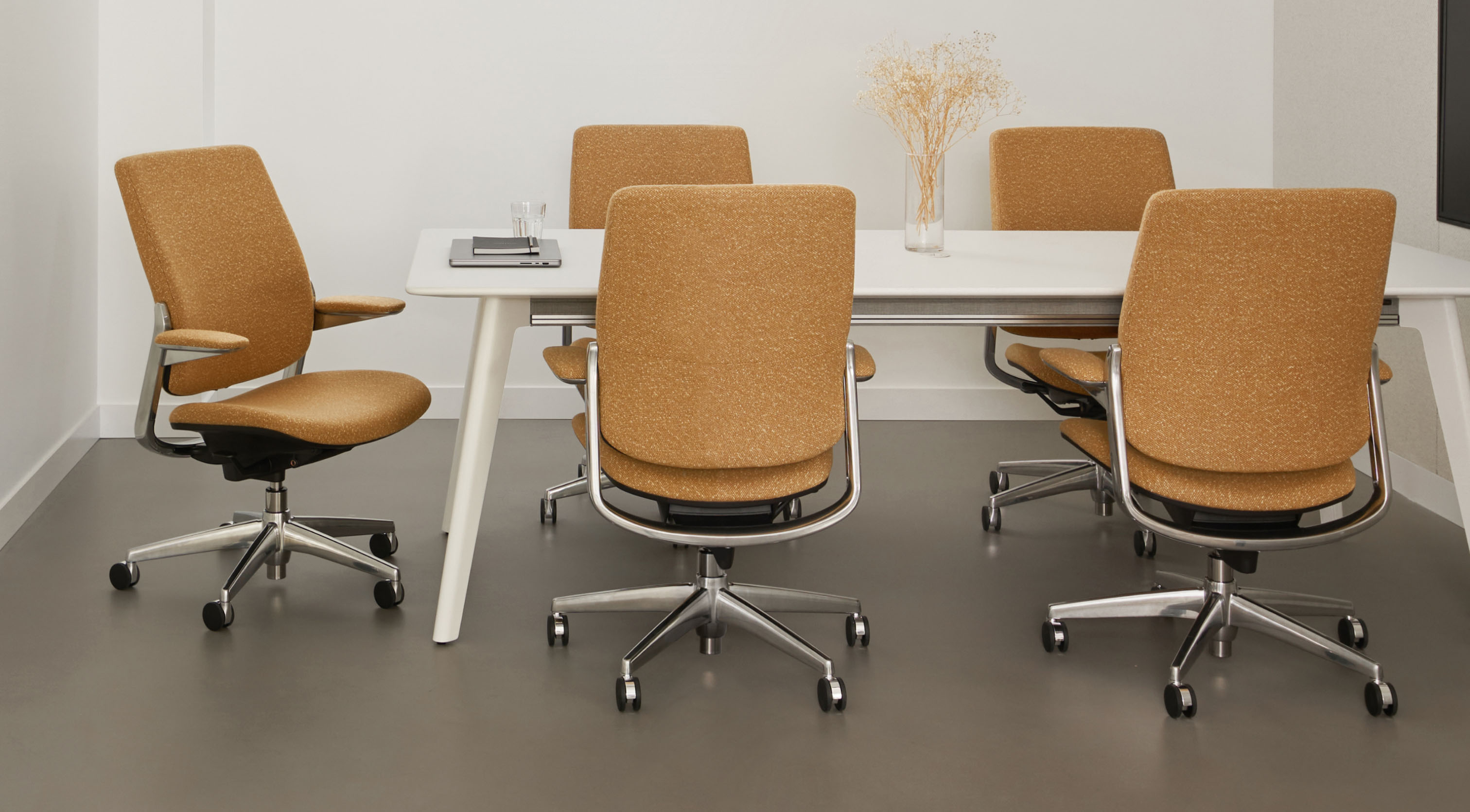 Summa in Executive Boardroom setting