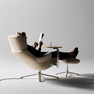 Individual sitting on the Humanscale Diffrient Lounge chair