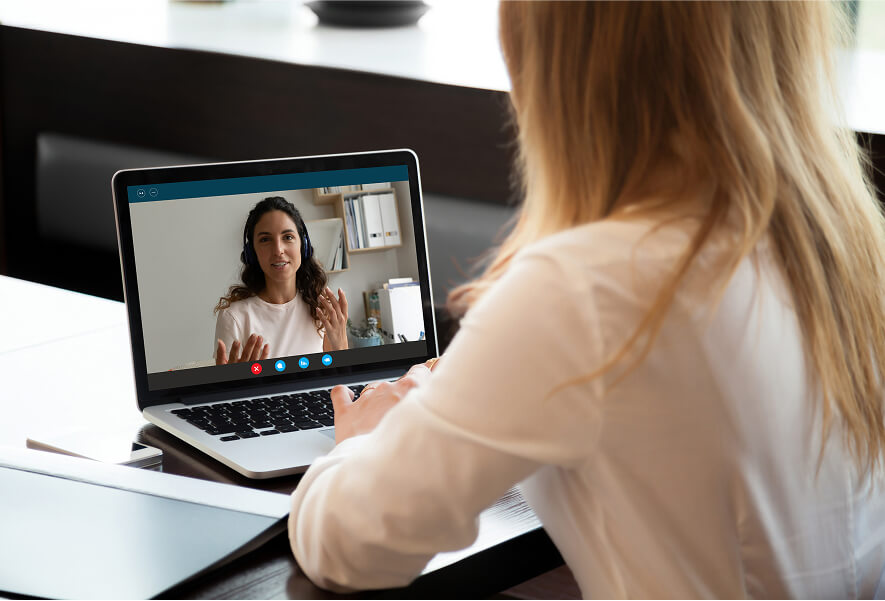 virtual ergonomic consultation occuring