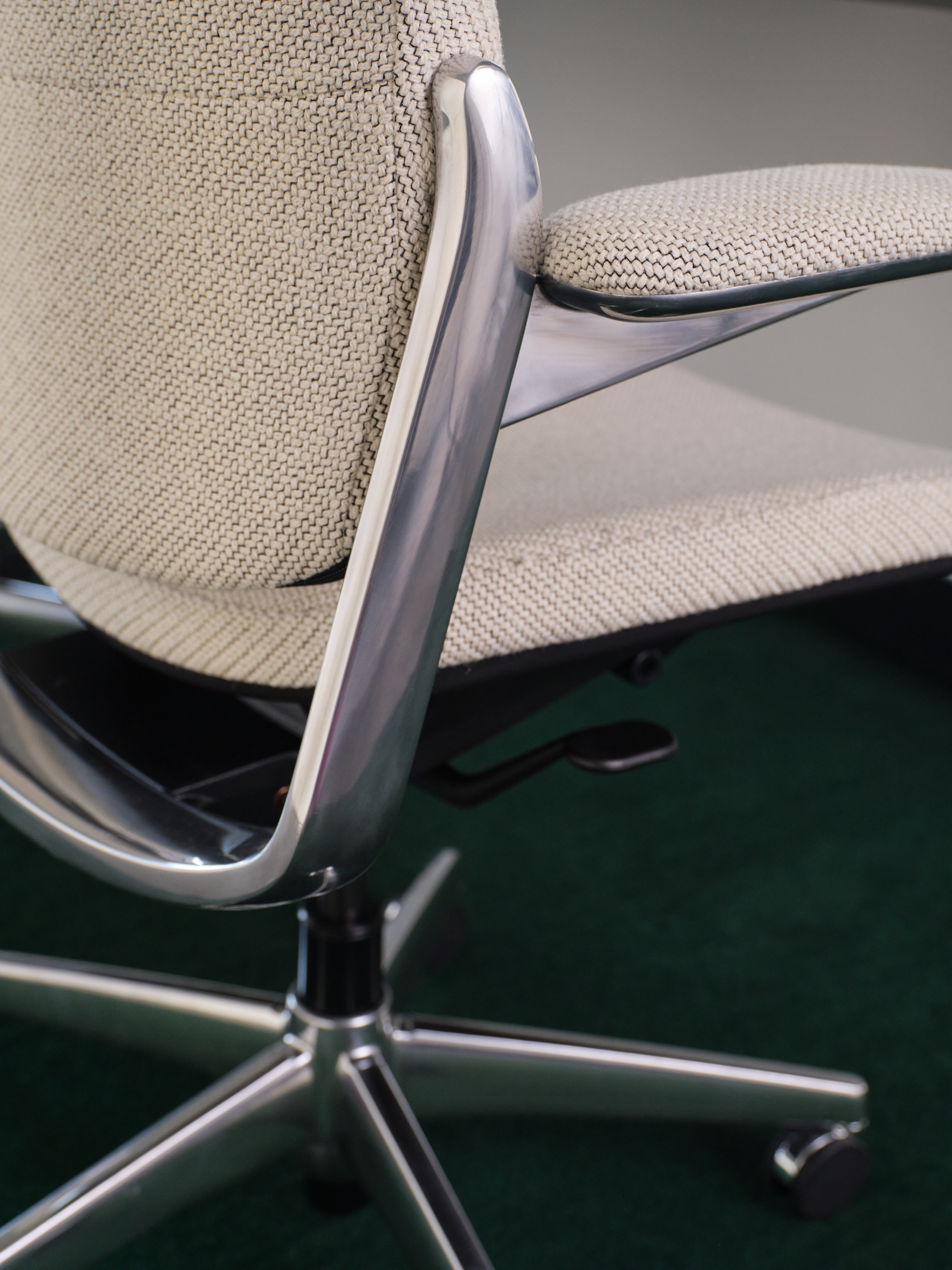 Smart Conference chair